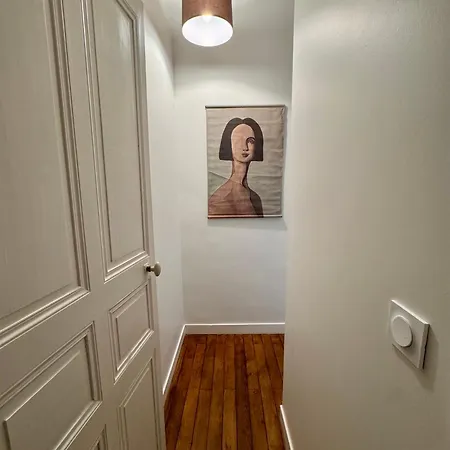 Les Lys D'or Apartment *